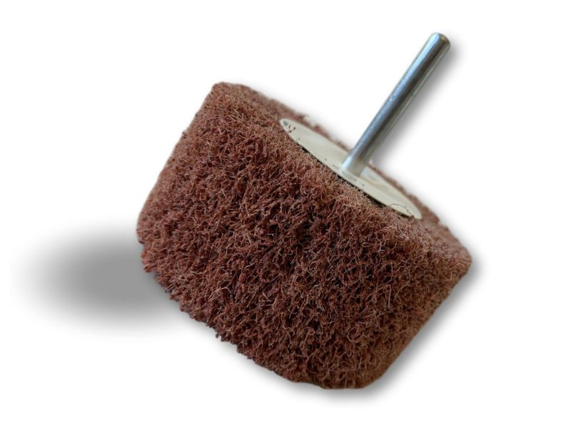 Roue abrasive de polissage satinage sur tige | Mousse abrasive feutre non-tissé