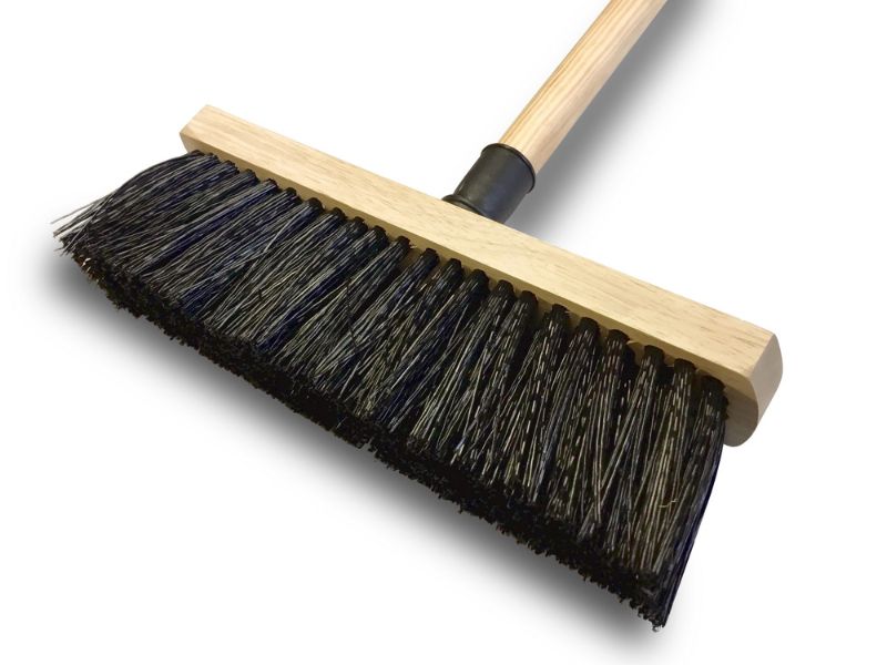 Balai spécial ciment garnissage PPN - Longueur 29 cm - Douille vissante plastique