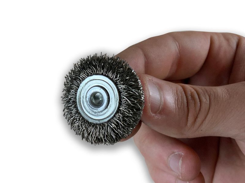 Brosse circulaire métallique sur tige Ø 30 mm | Fil inox dur – Image 4