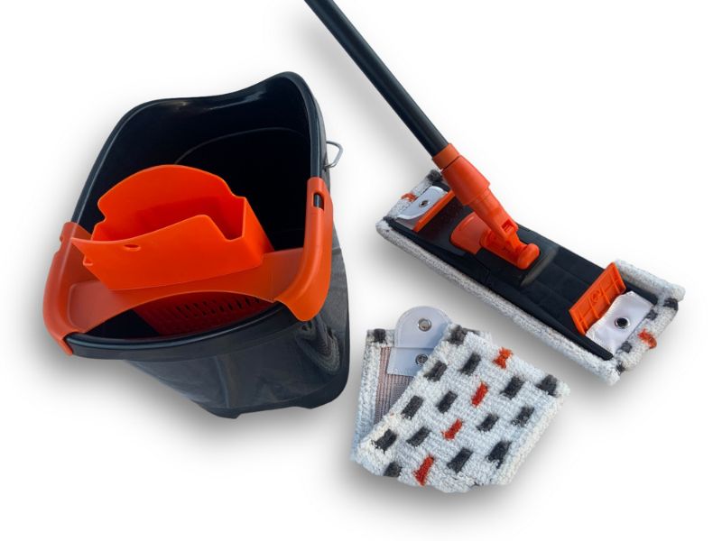 Balai Plat Avec Seau Et 10 Serpillères – Nettoyage Facile Sols Durs – Rotation 360°