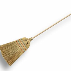 Alternative view of Balai paille de riz tressé